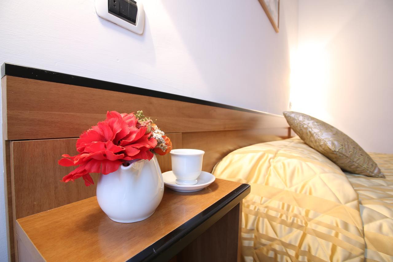 Hotel Casa Del Lago Floransa Dış mekan fotoğraf