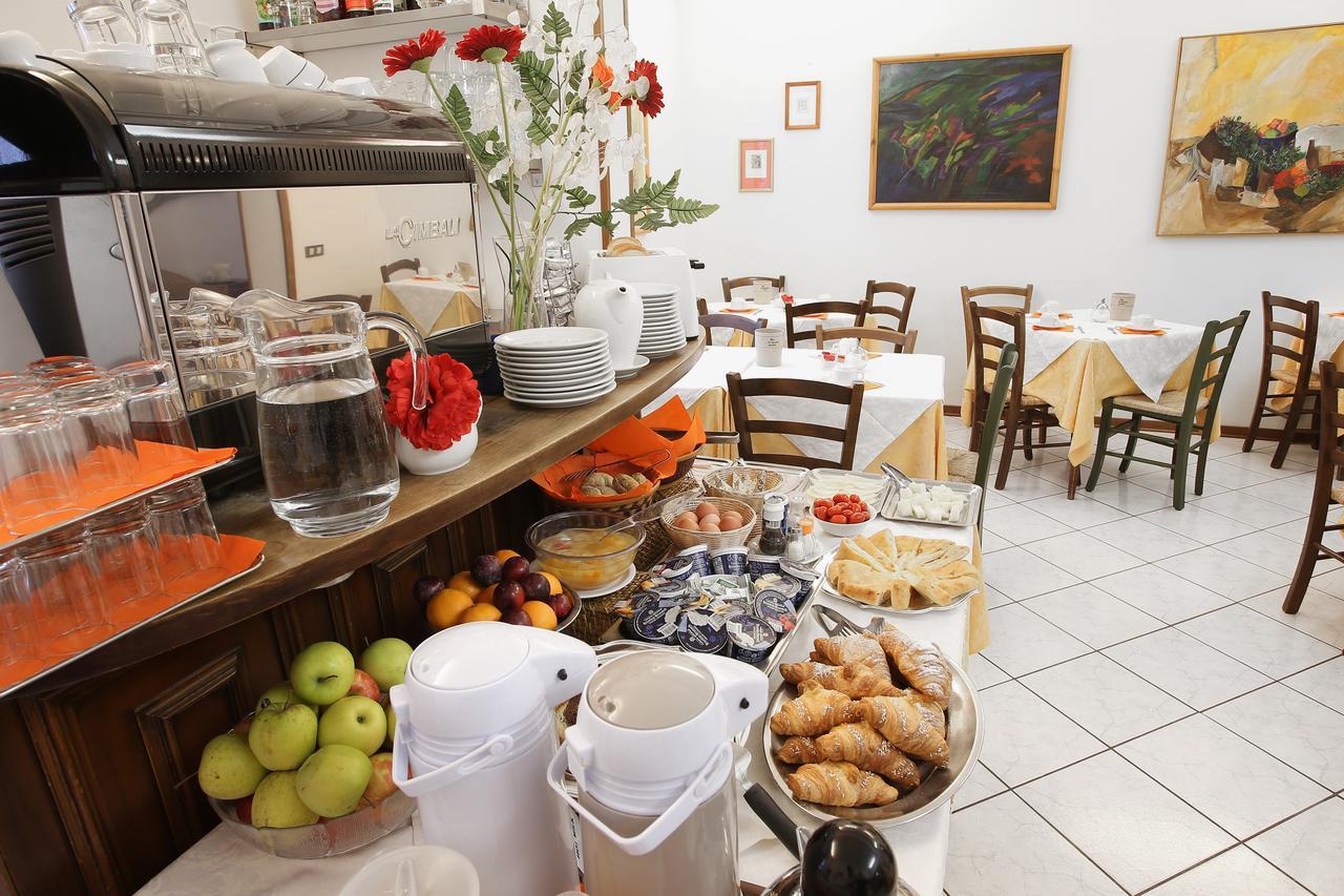 Hotel Casa Del Lago Floransa Dış mekan fotoğraf